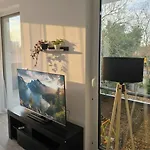 Bright With Balcony & Parking - Apolonialiving * Karlsruhe