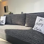 Bright With Balcony & Parking - Apolonialiving