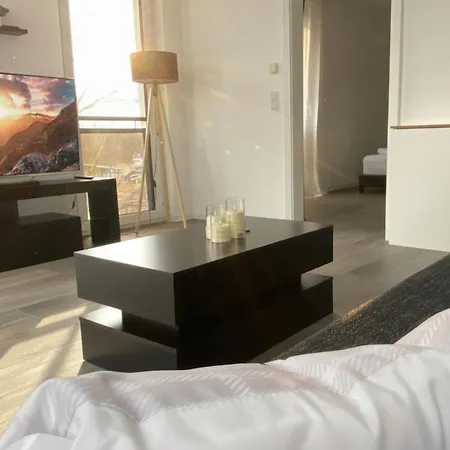 Homely Second Floor Apt-balkon Und Parken-apolonialiving Karlsruhe