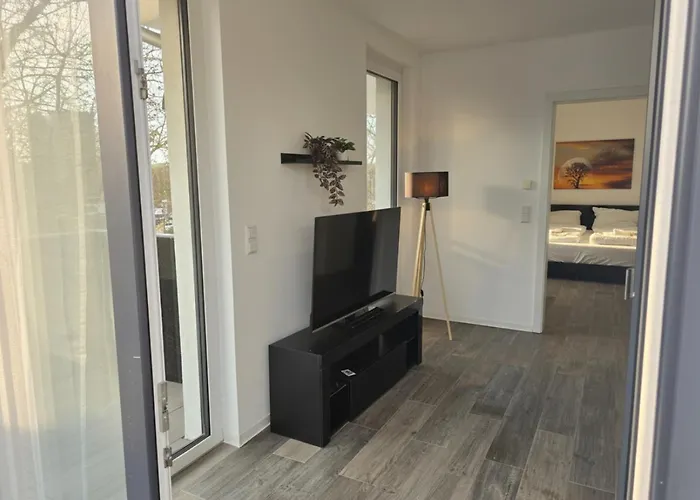 Homely Second Floor Apt-balkon Und Parken-apolonialiving Apartment Karlsruhe