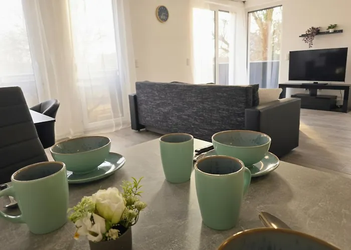 Homely Second Floor Apt-balkon Und Parken-apolonialiving Apartment Karlsruhe